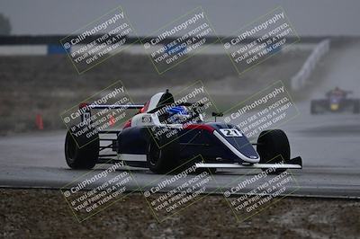 media/Nov-15-2025-CalClub SCCA (Sat) [[7bfa5a7151]]/Race/Group 5/